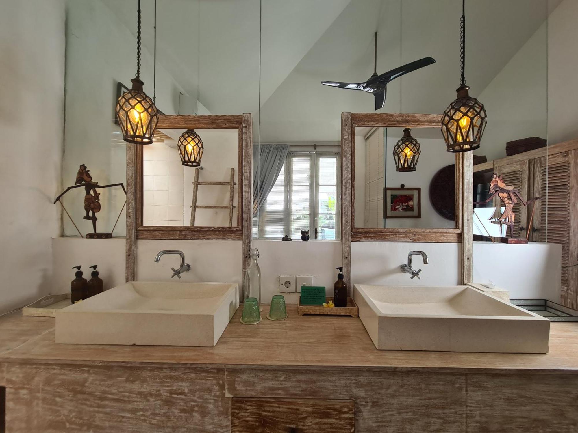 קנגו Villa Bella Seseh, 3-Br With Private Pool מראה חיצוני תמונה